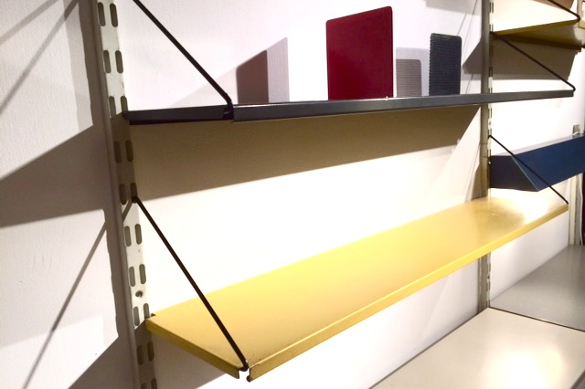 Vielfältiges Wandgestell des Holländers Tjerk Reijenga - 0