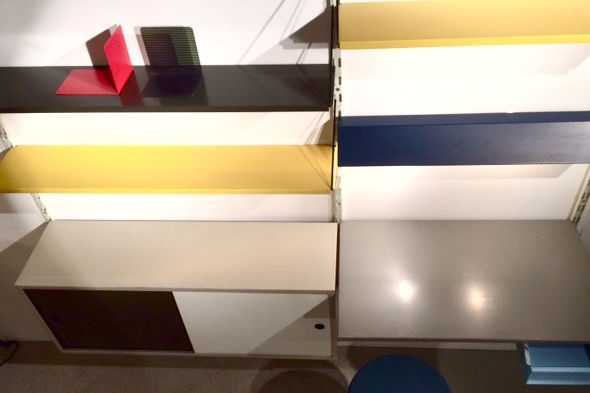 Vielfältiges Wandgestell des Holländers Tjerk Reijenga - 6