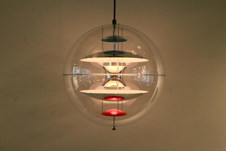 VP Globe Pendelleuchte von Verner Panton - Neuauflage